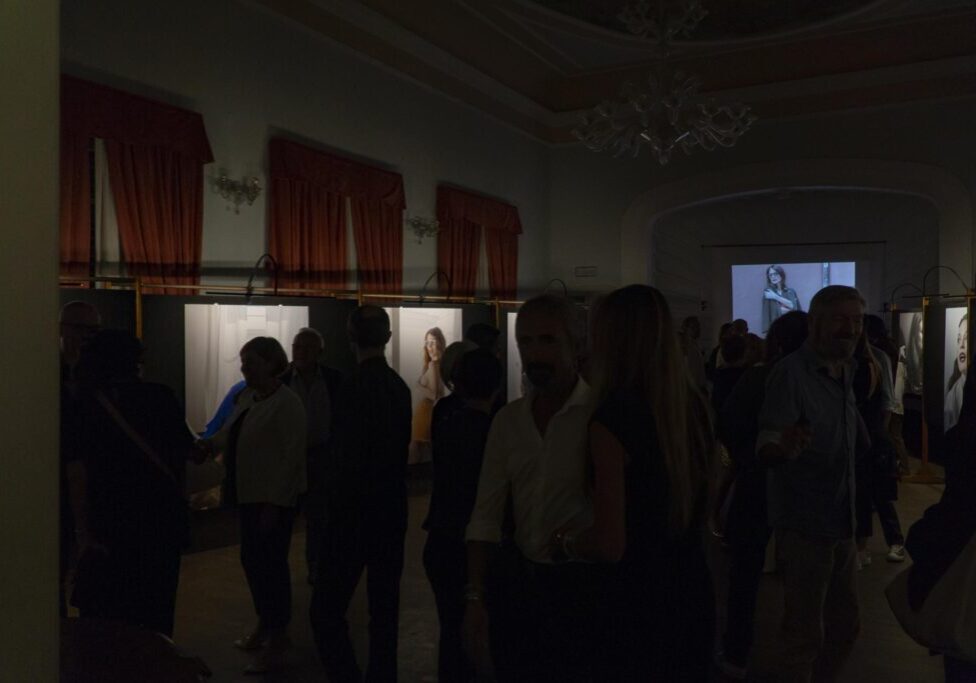 Reportage fotografico mostra fotografica - Alessandro Bianchi e Jane Alexander - Talia Visual foto grafica e video Firenze Toscana